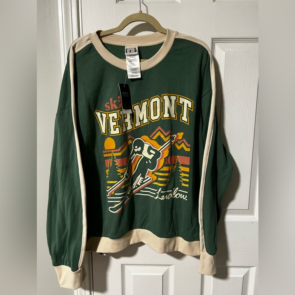 NWT SKI VERMONT WOMENS XXL GRAPHIC CREW NECK
